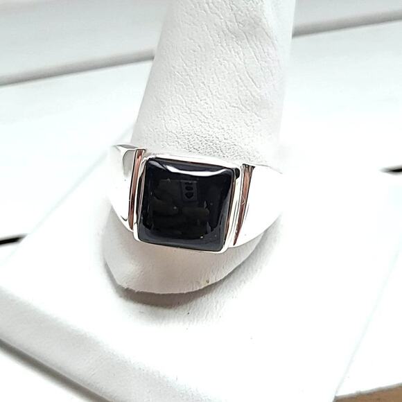 925 Sterling Silver Men's Black Onyx Ring - Picture 2 of 5